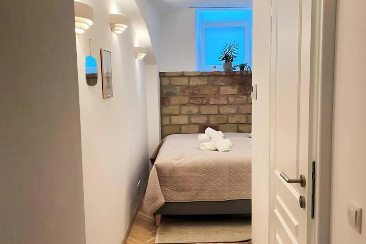 Cozy And Stylish Flat Close To Schoenbrunn Palace Vienna Apartment